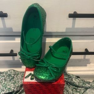 Little girls glitter flats